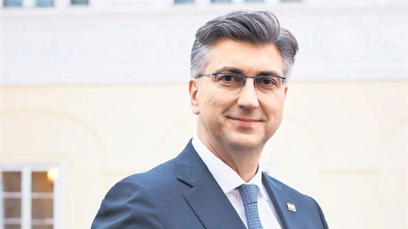 Plenković za Večernji list: 'Ako nismo za reforme, onda to treba jasno reći, a ne vapiti za reformama, a onda ih rušiti'